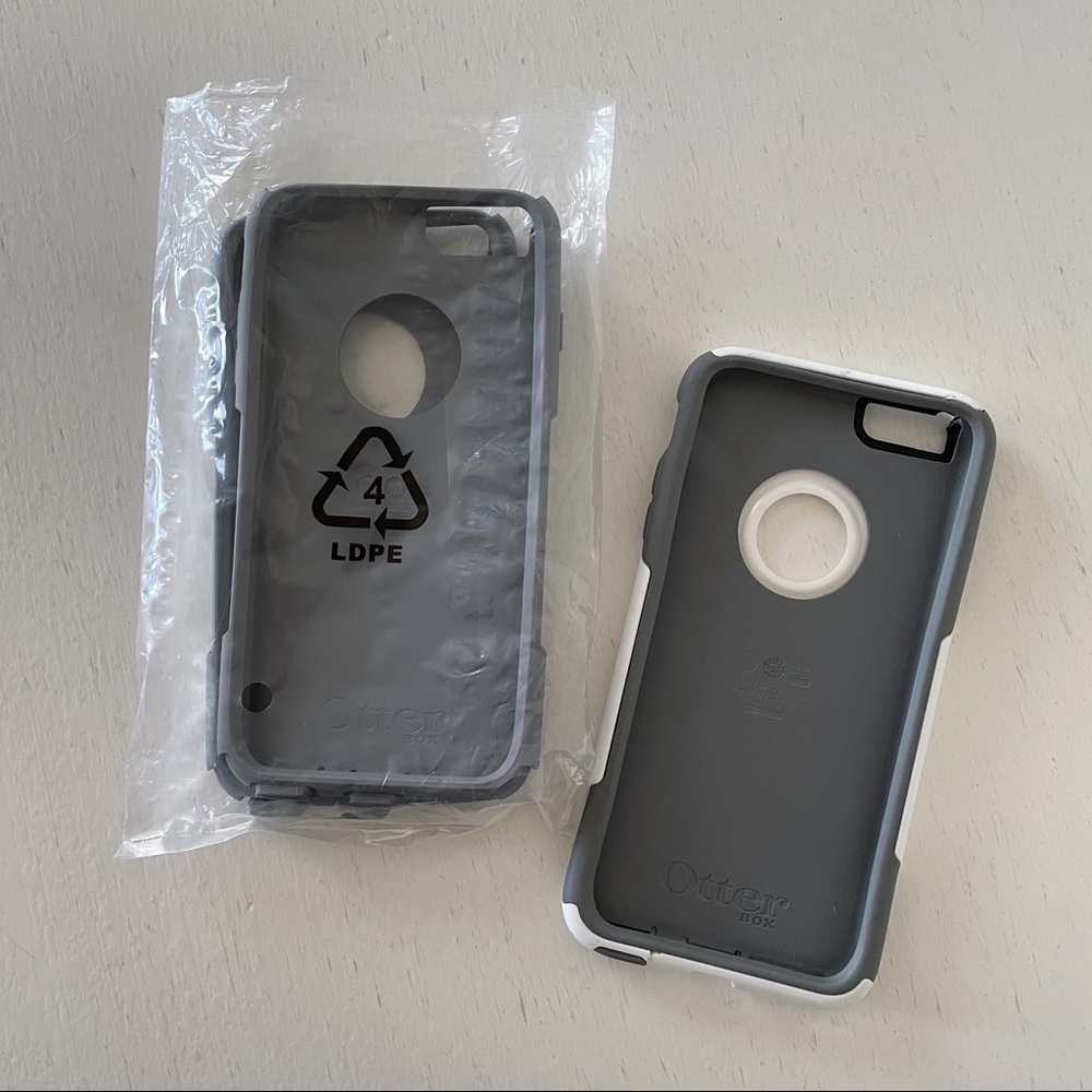 OtterBox Case Set - Picture 12 of 14